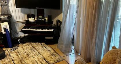 Charming 2-bedroom house in awesome Port St. Lucie with AC