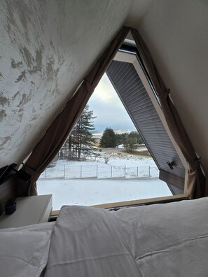 1 Schlafzimmer, Reisekinderbett, kostenloses WLAN, Bettwäsche