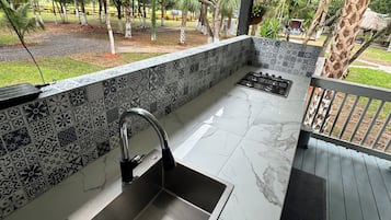 Enceinte de lâhĂ©bergement