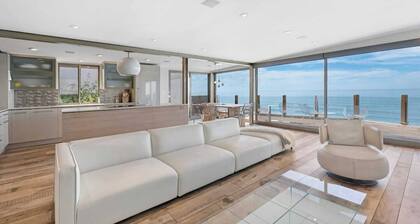 Hi-Tech Hideaway ~ Oceanfront & Modern!