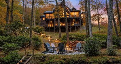 Creek Haüs: Cozy Retreat w/ Endless Entertainment • HotTub • FirePit • GameRoom