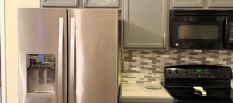 Charming 3-bedroom house in Saint Pauls with AC, WiFi