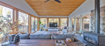 Beautiful home on Lake Pokegama!