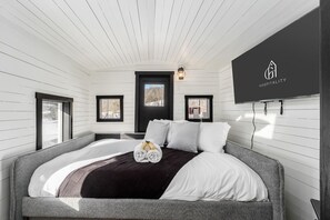 1 chambre, fer et planche à repasser, accès Internet, draps fournis