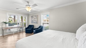 3 bedrooms, iron/ironing board, WiFi, bed sheets - C's The Day! Second to the beach, 3 Bed Plus loft (Panama City Beach)