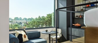 Pet Friendly + Junior Studio | Rooftop Views & Bar