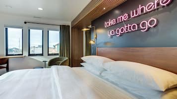 1 chambre, bureau, Wi-Fi gratuit, draps fournis