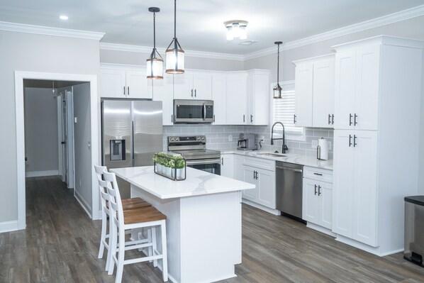 Private kitchen - Winter Deal! Pet Friendly • 3BR • Fenced Yard (Ocean Isle Beach)