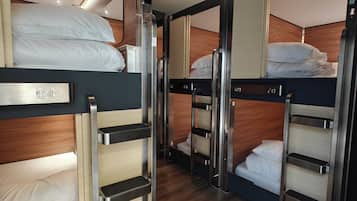 Single Capsule in 8 Capsule Mixed | Hypo-allergenic bedding, down duvets, memory-foam beds