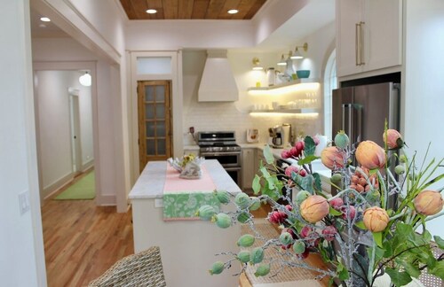 1883 Boutique Bungalow