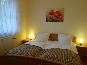 1 bedroom, WiFi, bed sheets - Vacation apartment Meeresbrandung 11 - Vacation in the house Meeresbrandung (Wyk auf Föhr)