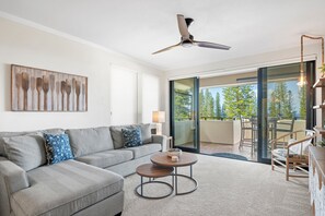 Smart TV - KGV  27T5 Fabulous 1BD Oceanview Villa (Lahaina)