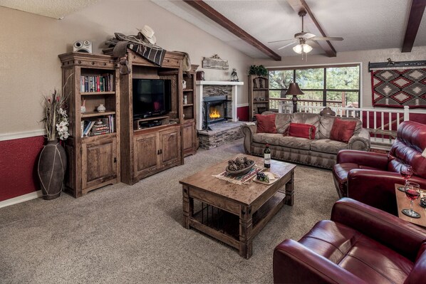 Living area - Amazing Place (Ruidoso)