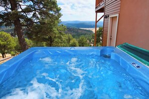 Bathtub spa outdoor