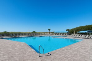 Piscine extérieure