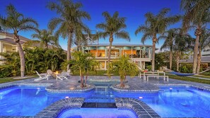 Beheizter Pool