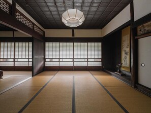 Villa, Garden View | 3 bedrooms, in-room safe, blackout drapes, free WiFi - villa tabuchi (Ogawa)