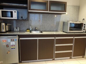Triple Room | Private kitchen - MIRALEJOS APART HOTEL (Ushuaia)