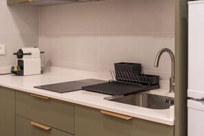 Fridge, microwave, stovetop, coffee/tea maker - VLC HOST- Molinell 6 (Valencia)