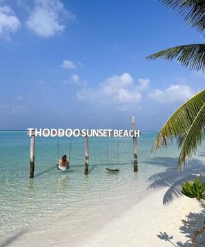 Private beach nearby, white sand, beach shuttle, beach towels - SORENZO Maldives  (Thoddoo)