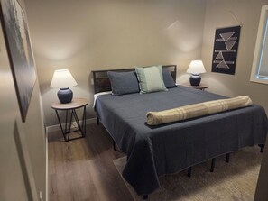 2 bedrooms, iron/ironing board, travel cot, free WiFi