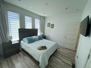 2 chambres, fer et planche à repasser, Wi-Fi gratuit, draps fournis