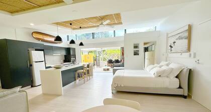 The Tula Suite - Driftwood Villas Scotts Head