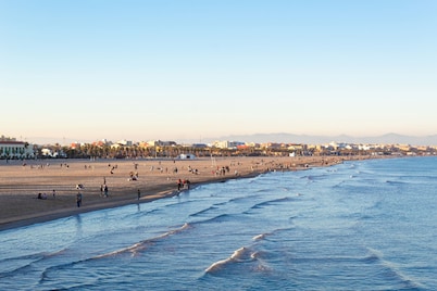 LOS ANGELES (CABAÑAL) - Cosy flat near the sea with free Wifi