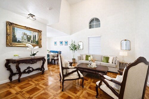 Spacious Miami Home w/ Patio & Fire Pit