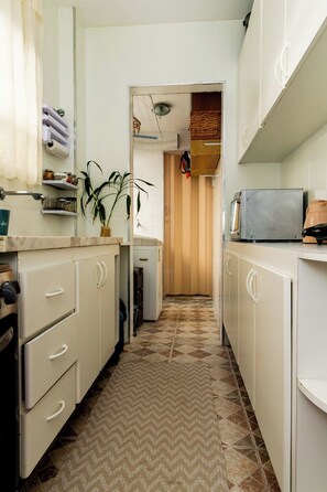 Microonde, forno, piano cottura