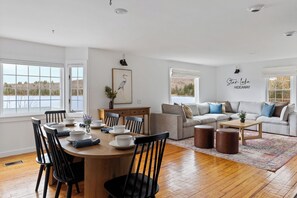 Dining - Lakefront home in VT near Okemo and Killington. Minutes to Skiing! (Mount Holly)