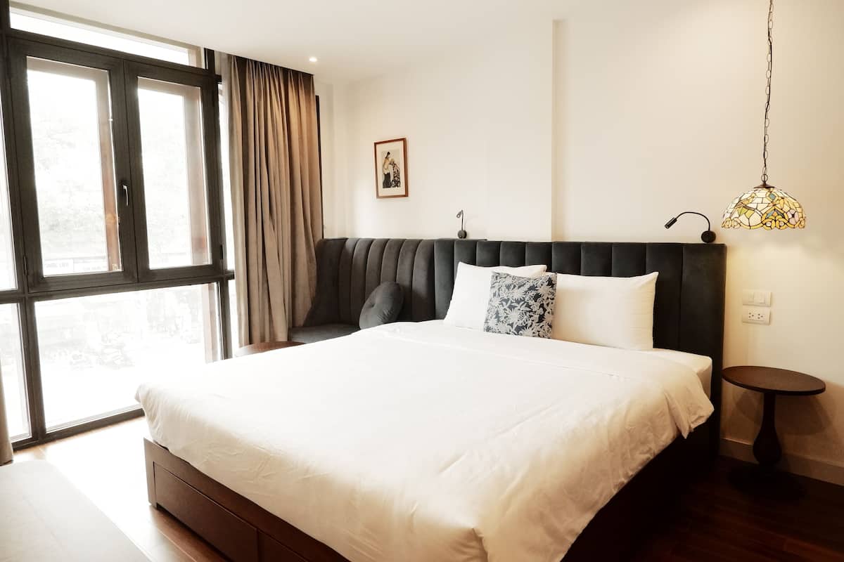 Basic Double Room | 1 bedroom, desk, blackout drapes, soundproofing