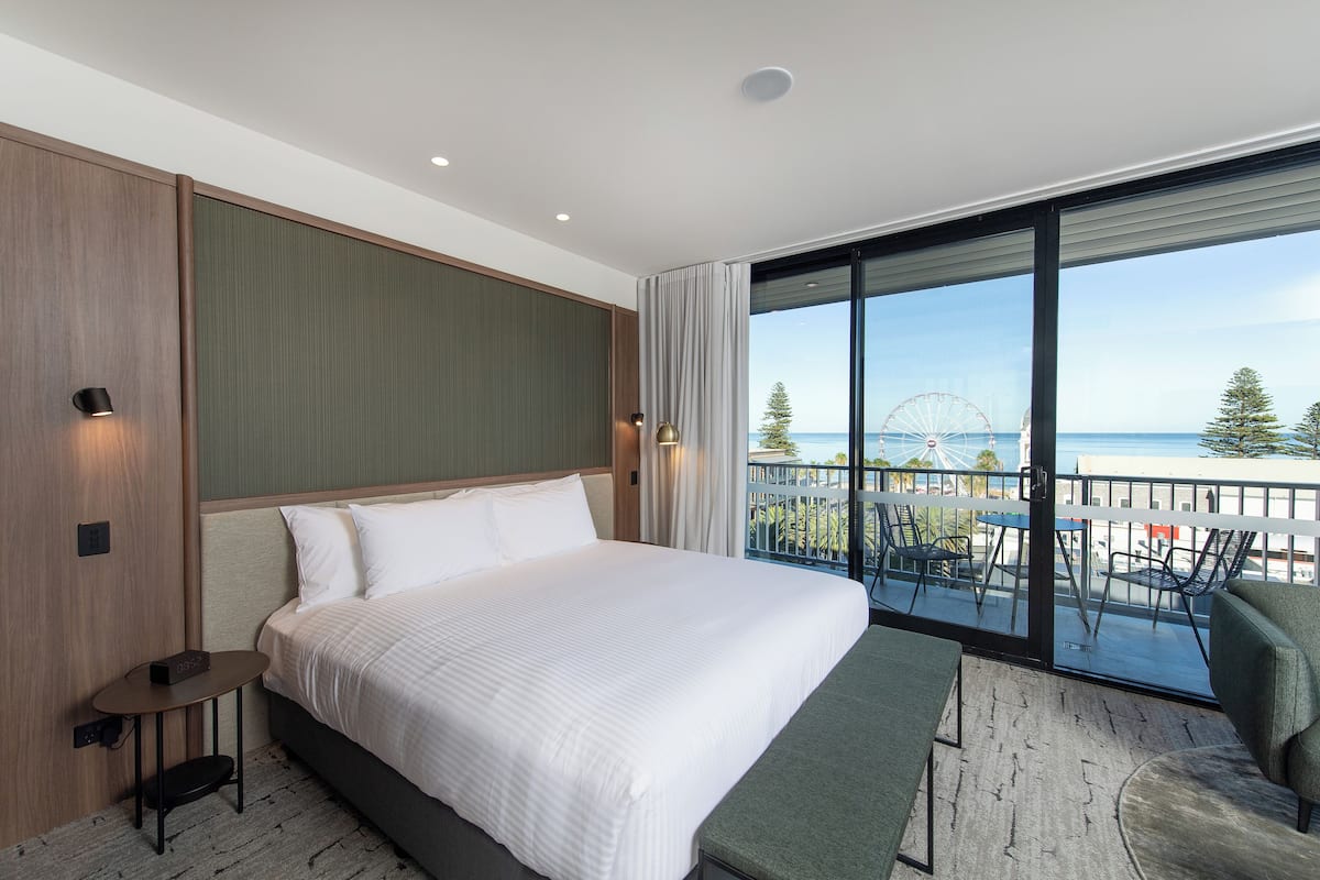 Kamar Double Deluks, balkon | Setrika/meja setrika dan Wi-Fi gratis