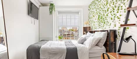 4 habitaciones, tabla de planchar con plancha y wifi gratis