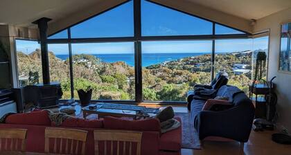 Fairhaven Beach House With Ocean Views and Tranquil Setting