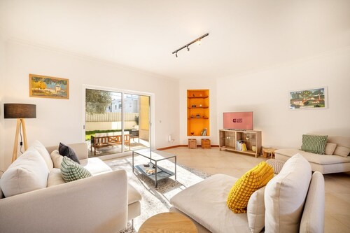 GuestReady - Perfect place to relax in Azeitão