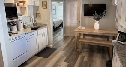 The Lighthouse - Perfect Location Near Beach