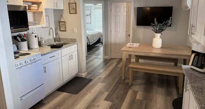 The Lighthouse - Perfect Location Near Beach