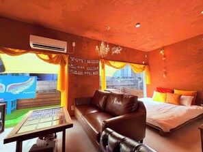 Living area - Villa Morocco is conveniently located for sightsee / Nishisonogigun Nagasaki (Nishisonogigun)