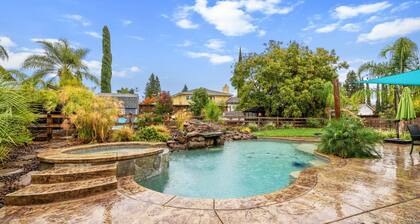 Tranquil Retreat: Pool, Spa, Firepit, Peloton, WFH