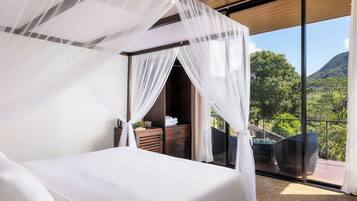 Chambre Double, balcon, vue montagne | Coffres-forts dans les chambres, lits pliants/supplémentaires