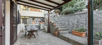 Casa Anna nel borgo di Pescatori di Pomonte