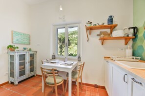 Fridge, dishwasher - APPARTAMENTI DEL SOLE - CASA DEGLI ASINELLI (Campo nell'Elba)