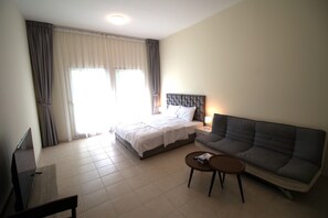 1 chambre, fer et planche à repasser, Wi-Fi, draps fournis