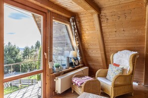 Interior - Holiday Home 'Alwin' with Private Terrace and Wi-Fi (Goldlauter-Heidersbach)