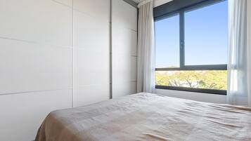 2 sovrum, strykjÀrn/strykbrÀda, internet och sÀngklÀder