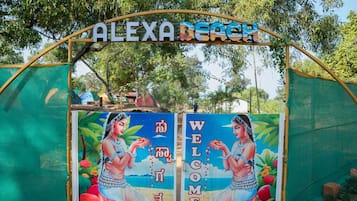 Fachada de la propiedad