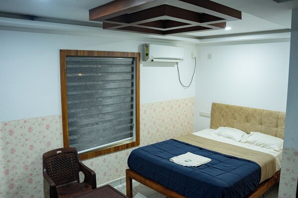 Comfort Room | Free WiFi