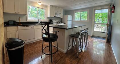 Driftwood Cottages Compound