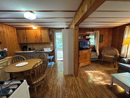 Driftwood Cottages Compound